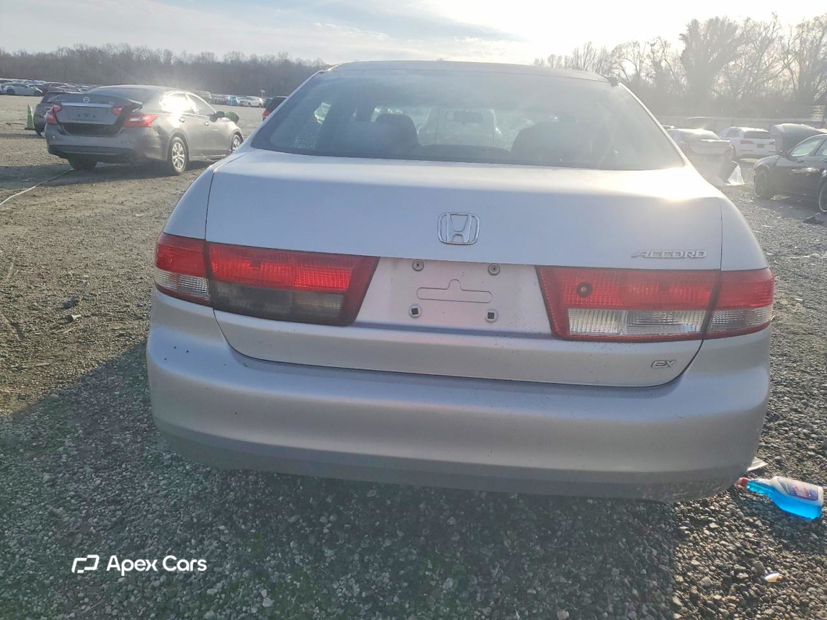 Honda Accord 2004