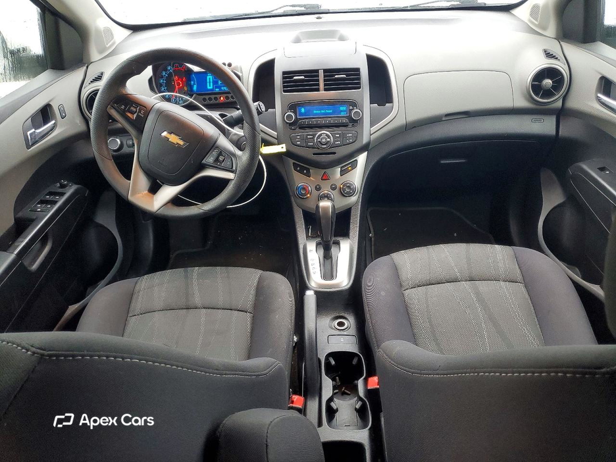 Chevrolet Sonic 2015