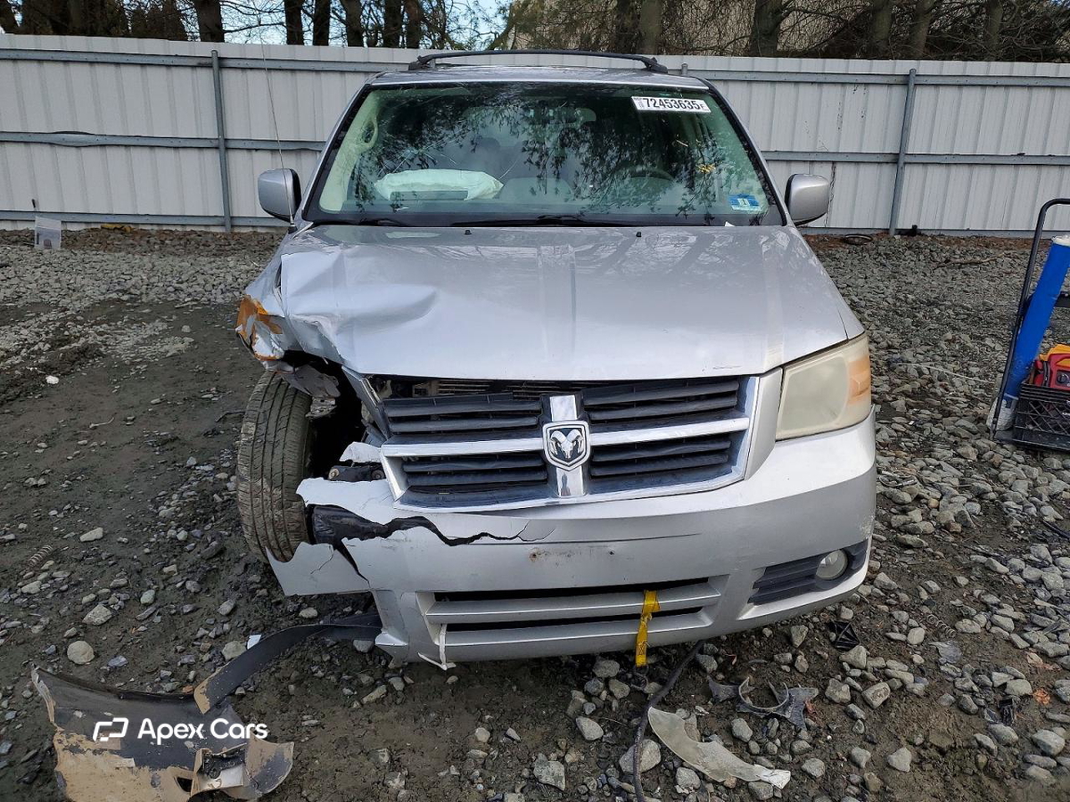 Dodge Caravan 2010