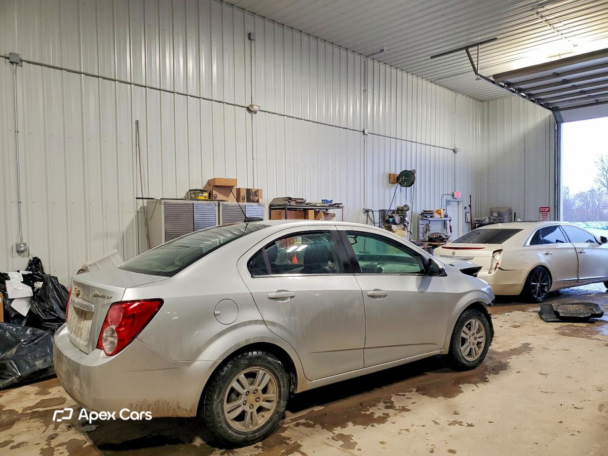 Chevrolet Sonic 2015
