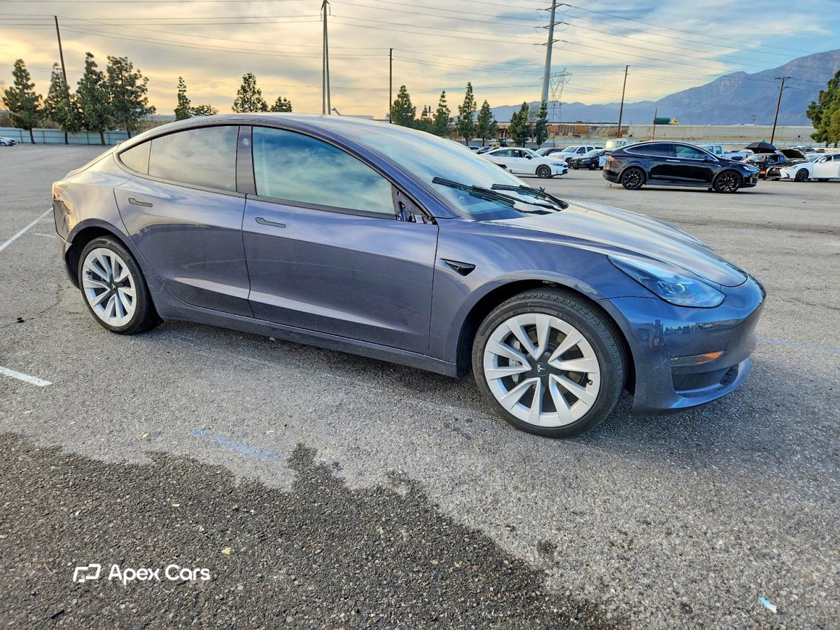 Tesla Model 3 2023
