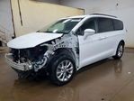 Chrysler Pacifica 2022