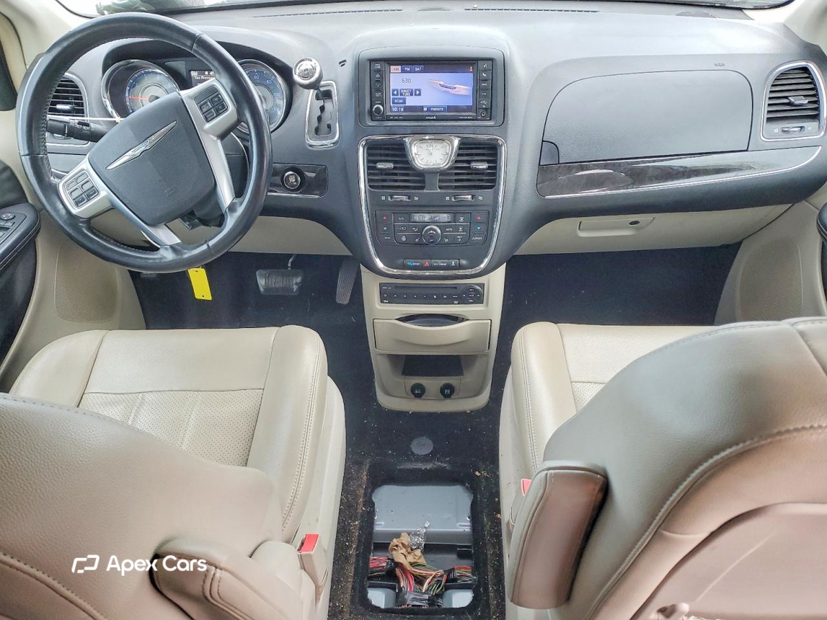 Chrysler Voyager 2013