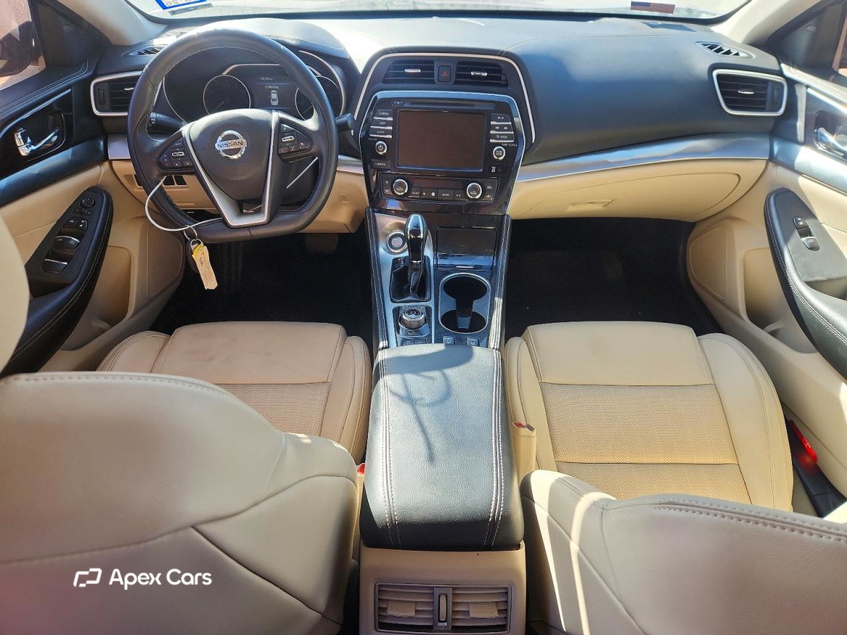 Nissan Maxima 2019