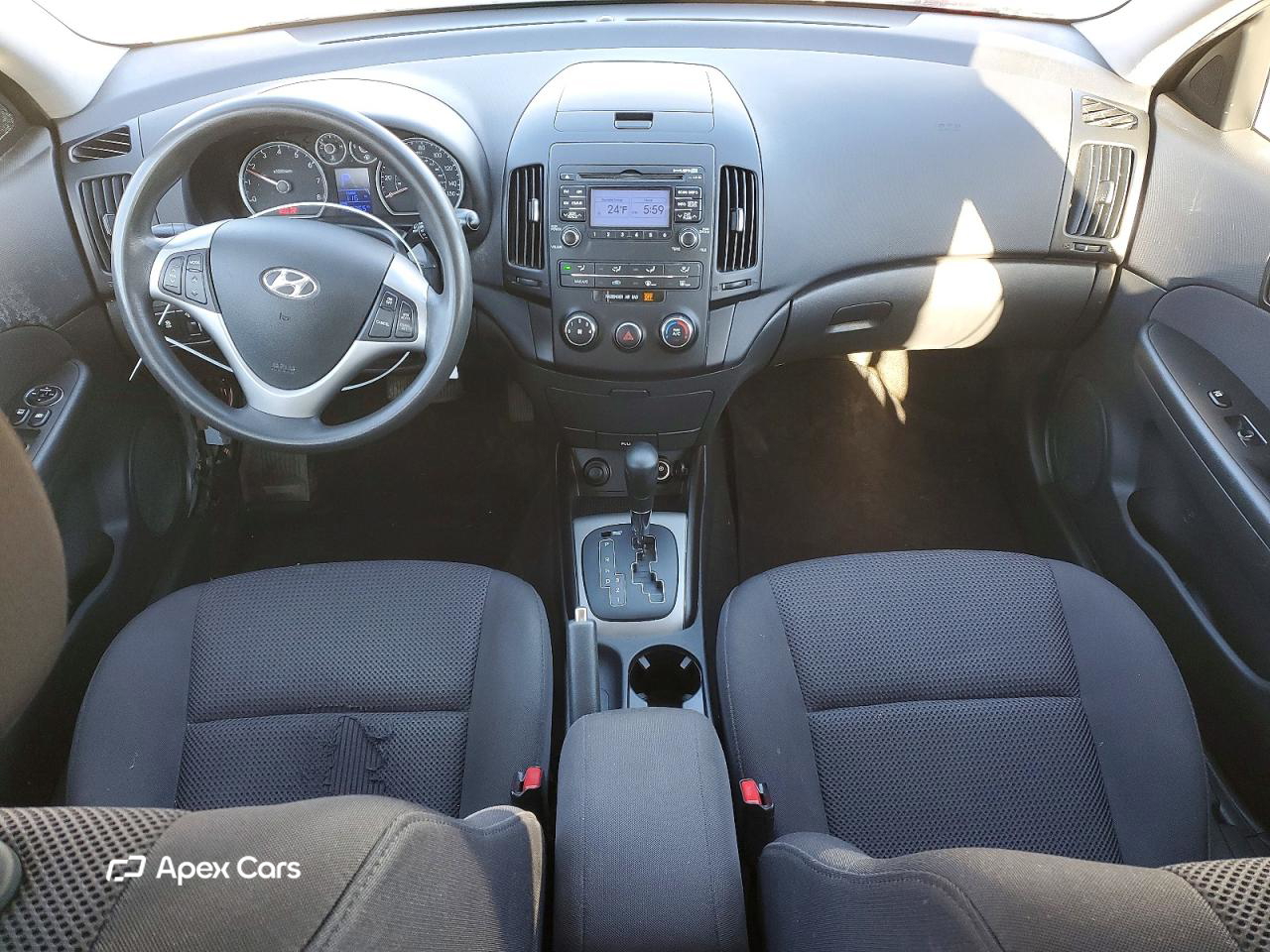 Hyundai Elantra 2011
