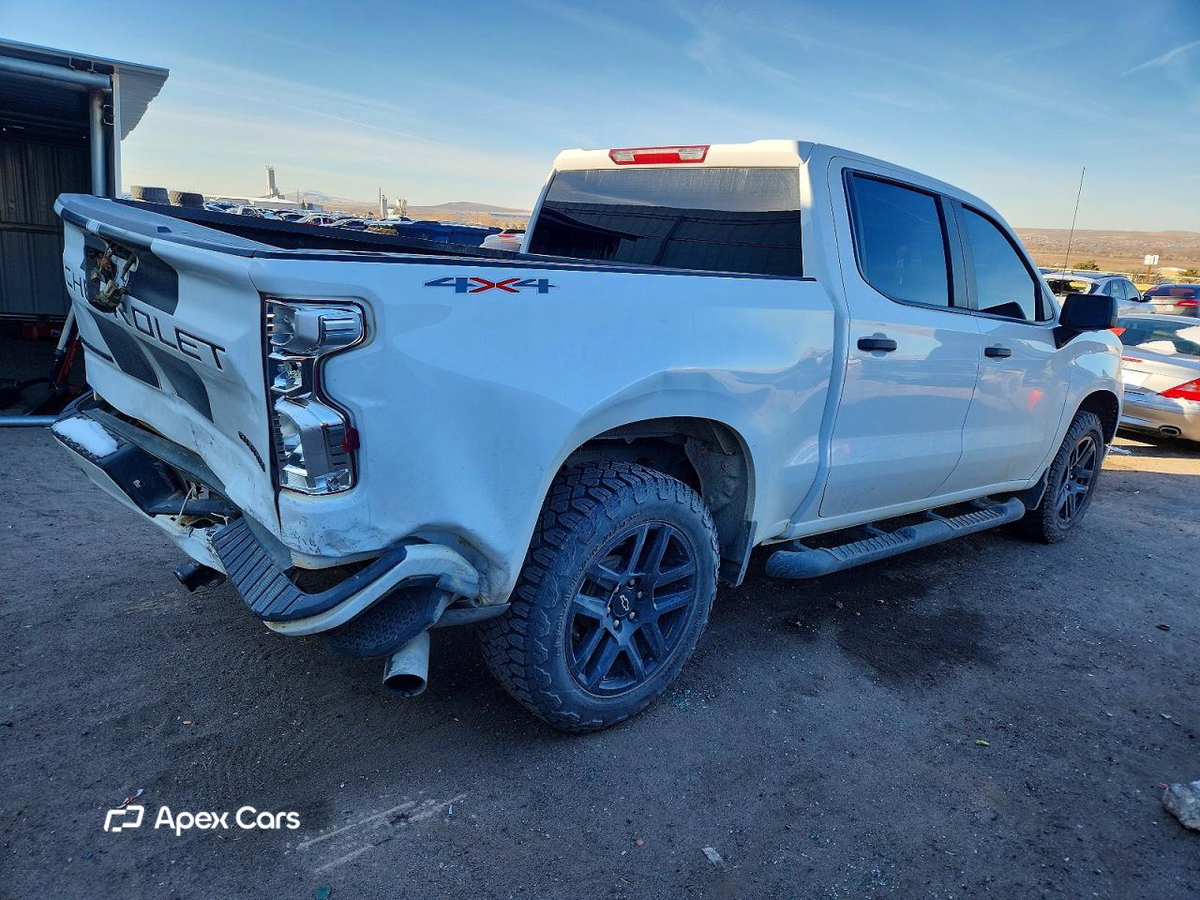 Chevrolet Silverado 2023