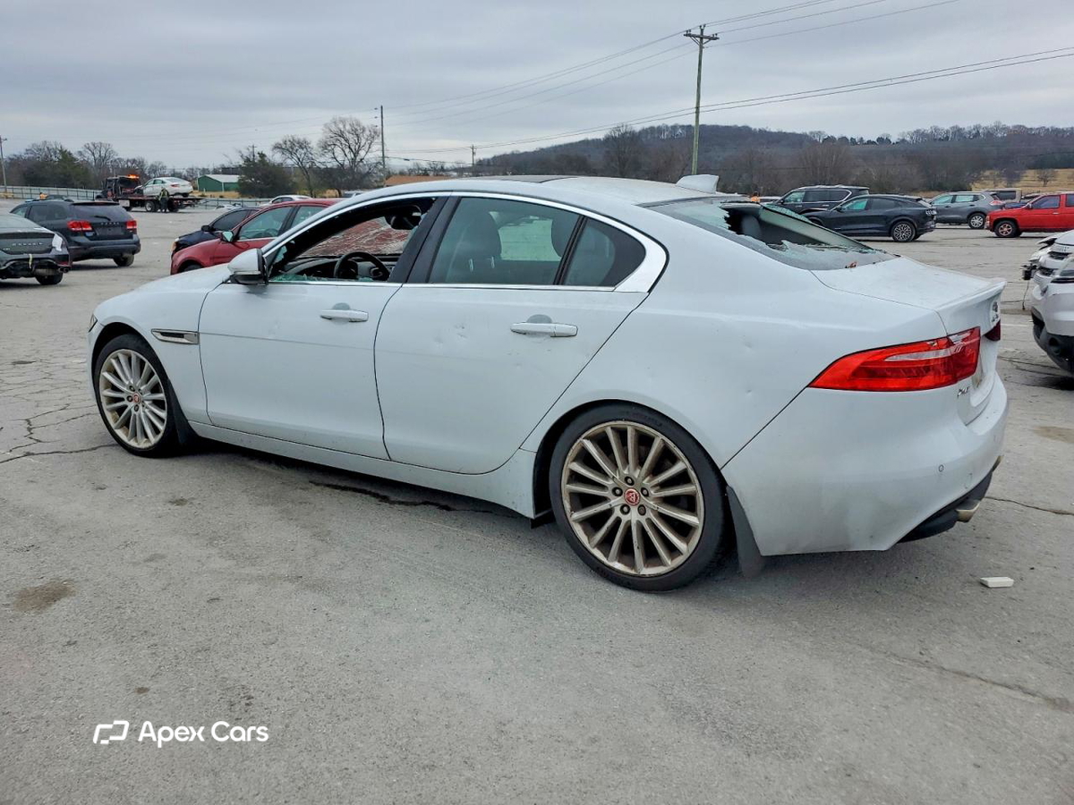 Jaguar XE 2017