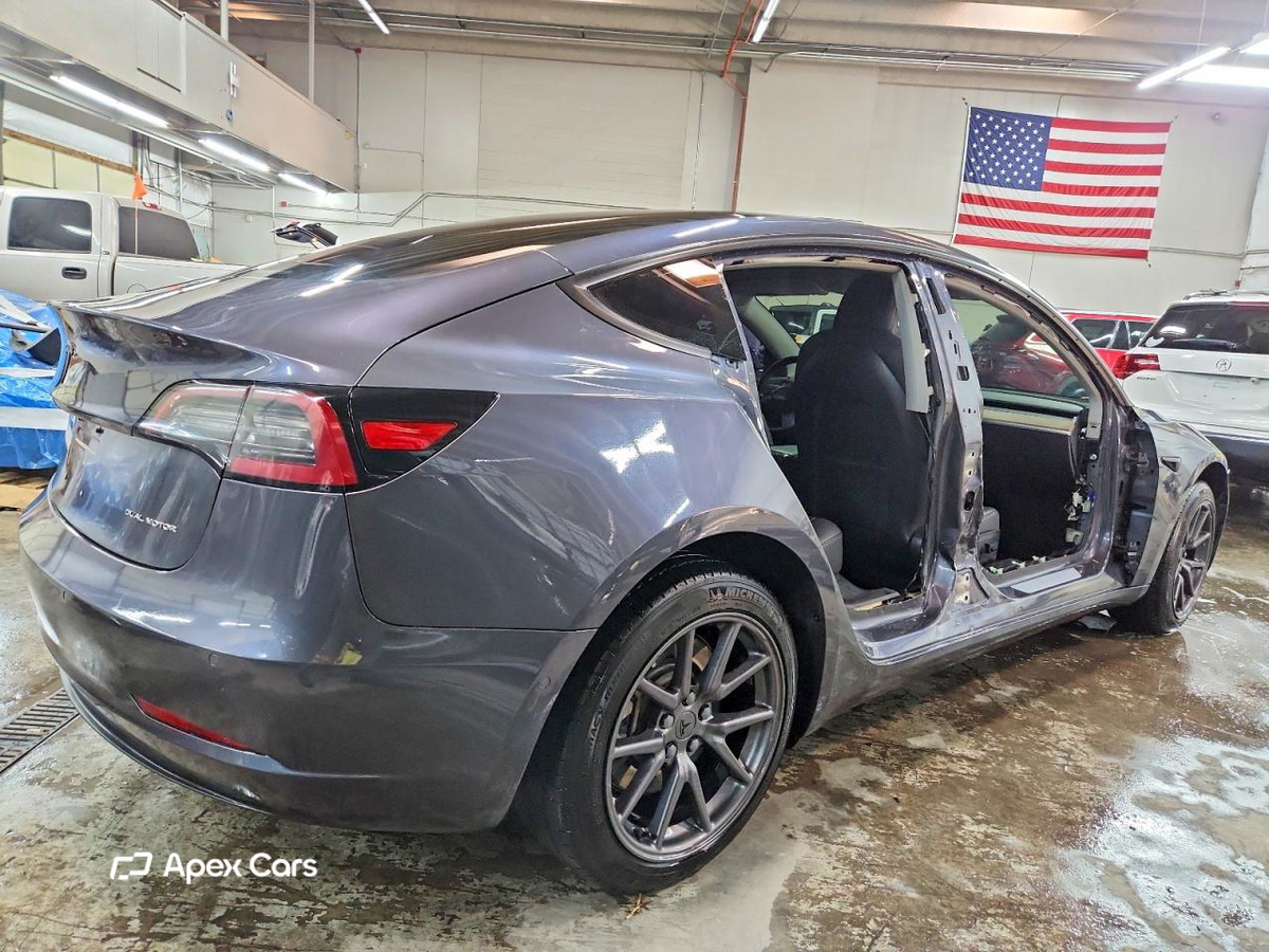 Tesla Model 3 2018