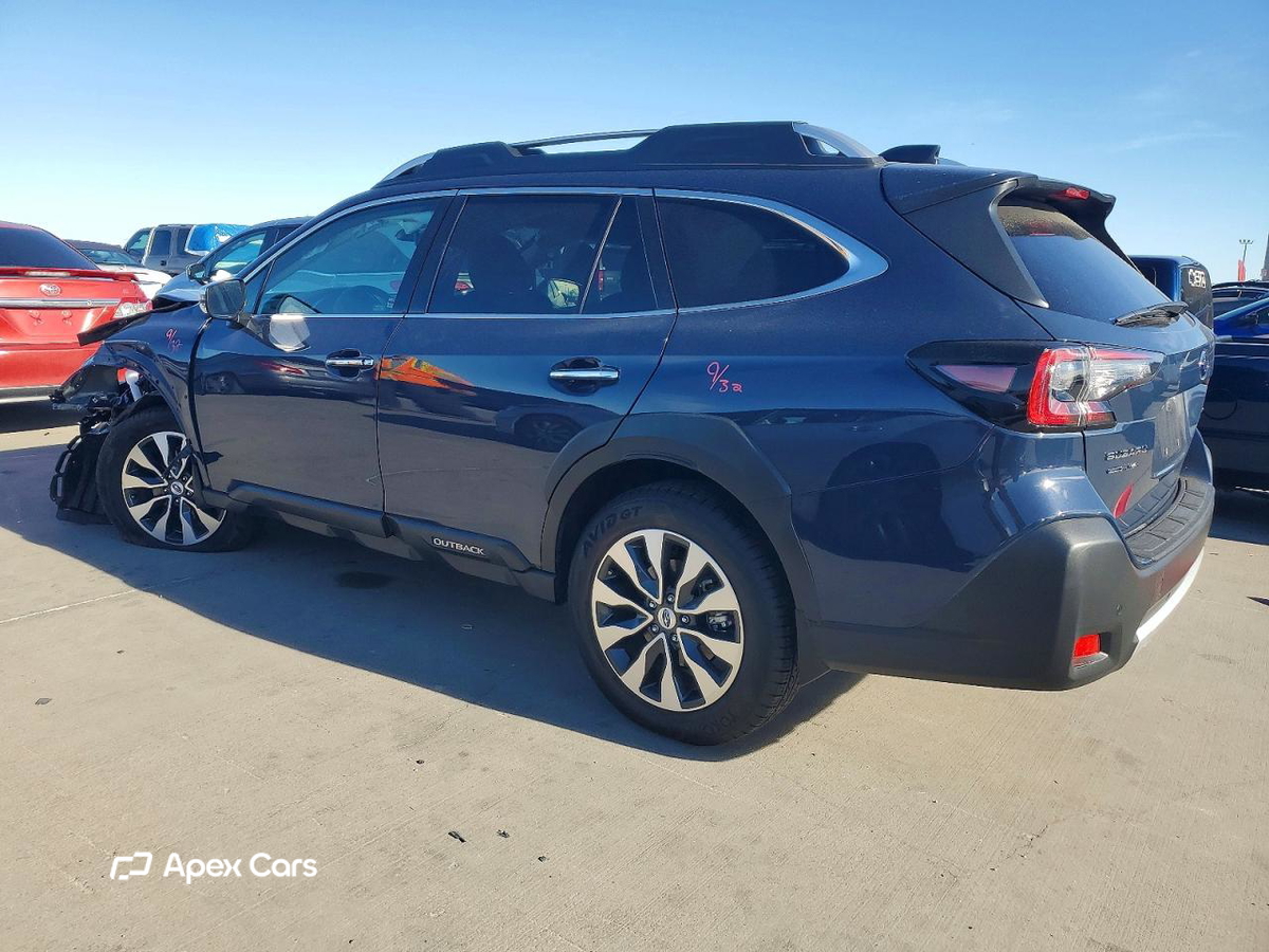 Subaru Outback 2025