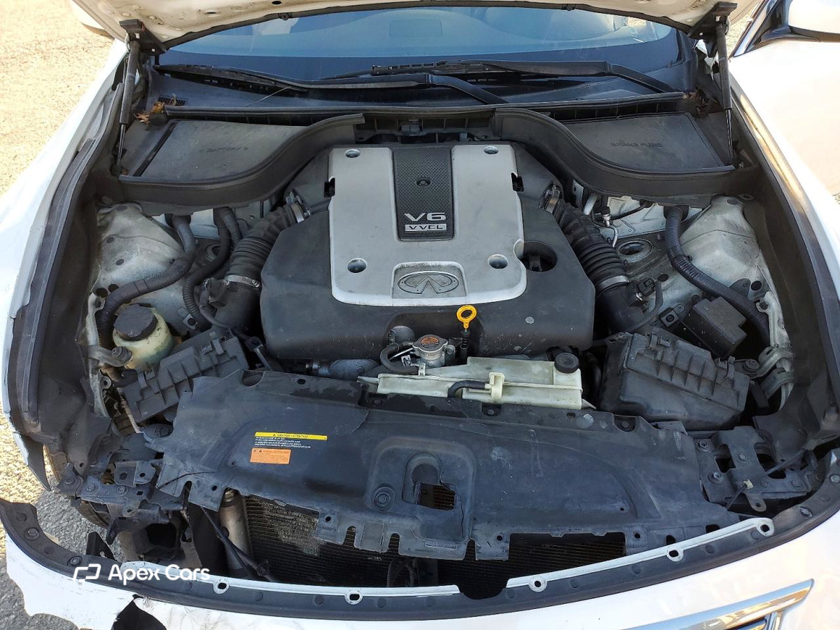 Infiniti G 2013