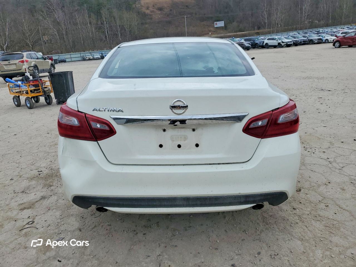 Nissan Altima 2018