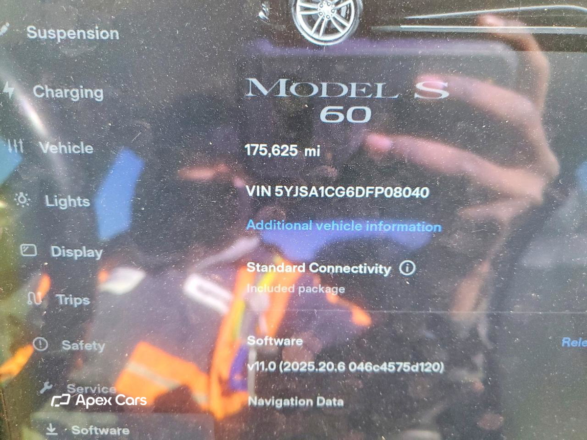 Tesla Model S 2013