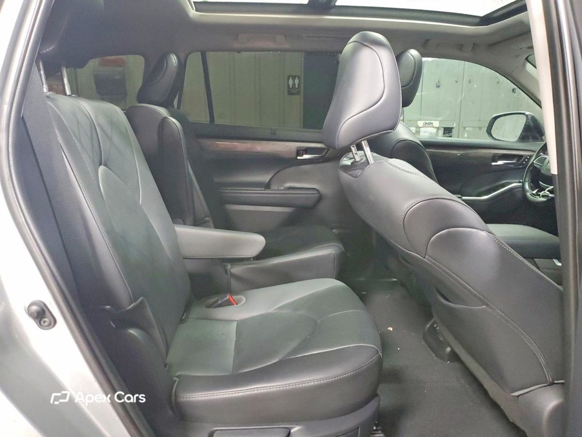 Toyota Highlander 2020