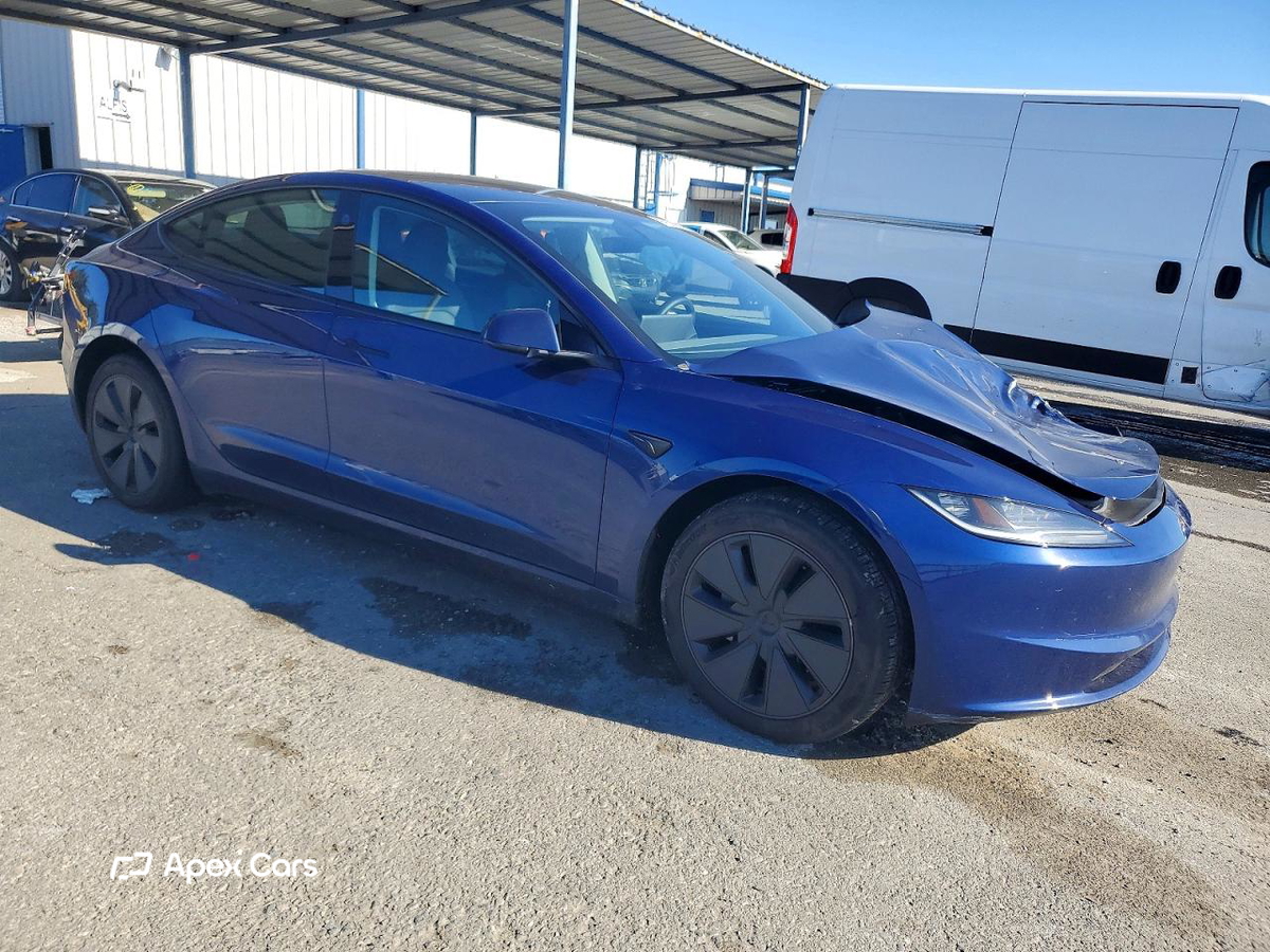 Tesla Model 3 2025