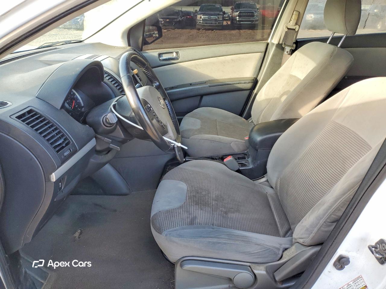 Nissan Sentra 2012
