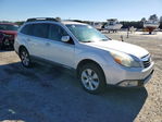 Subaru Outback 2011