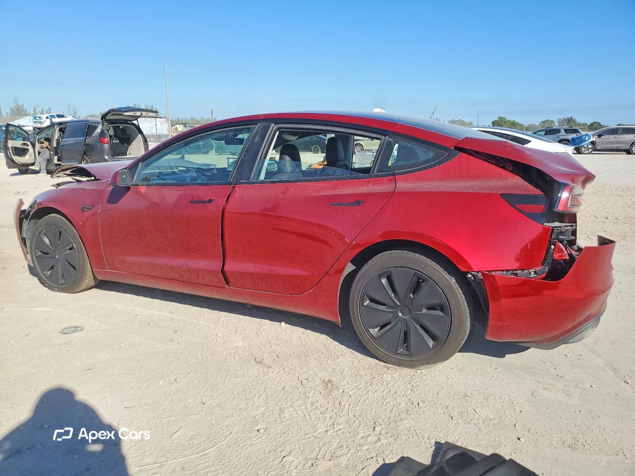 Tesla Model 3 2024