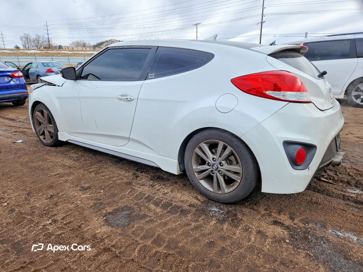 Hyundai Veloster 2013