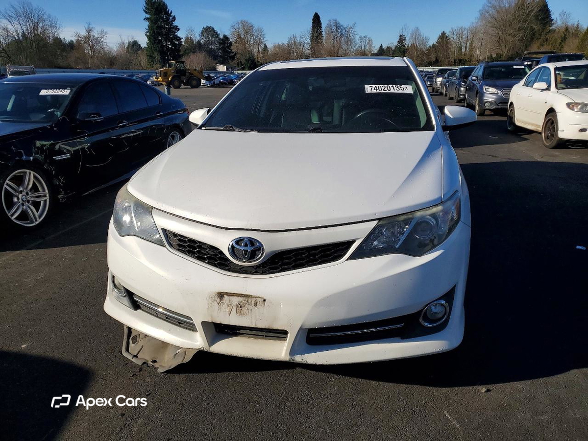 Toyota Camry 2012