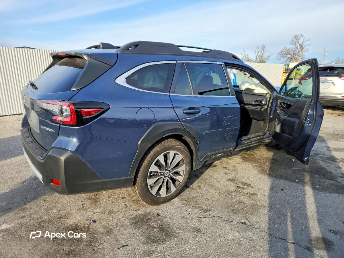 Subaru Outback 2025