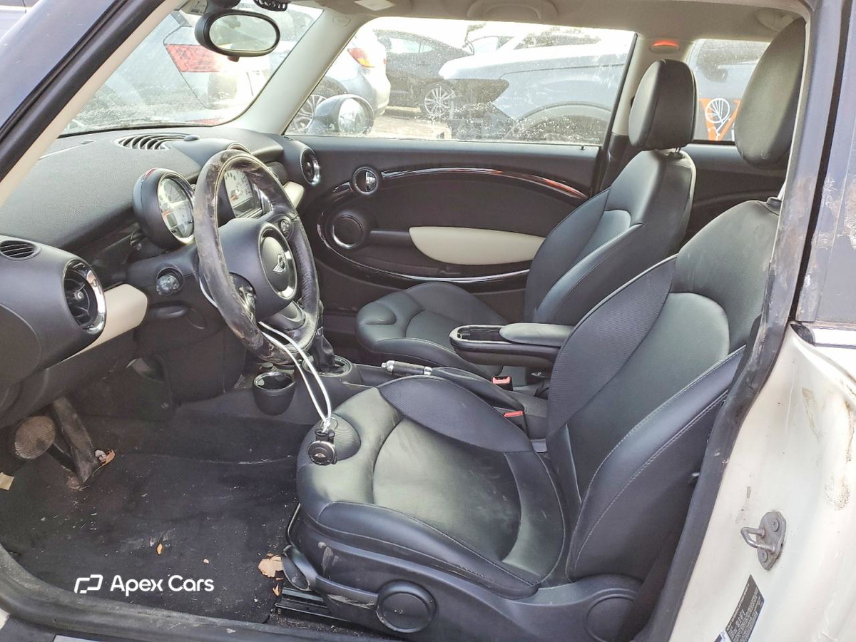 MINI Cooper 2013