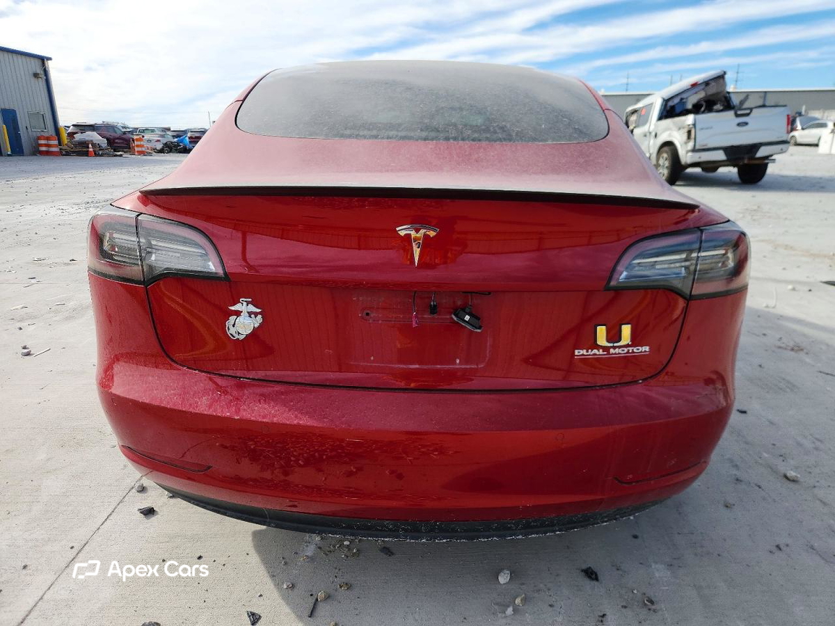 Tesla Model 3 2022