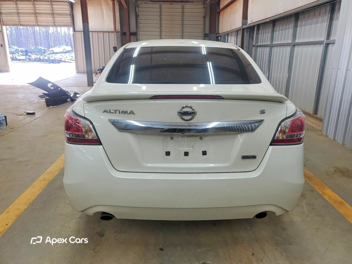 Nissan Altima 2015