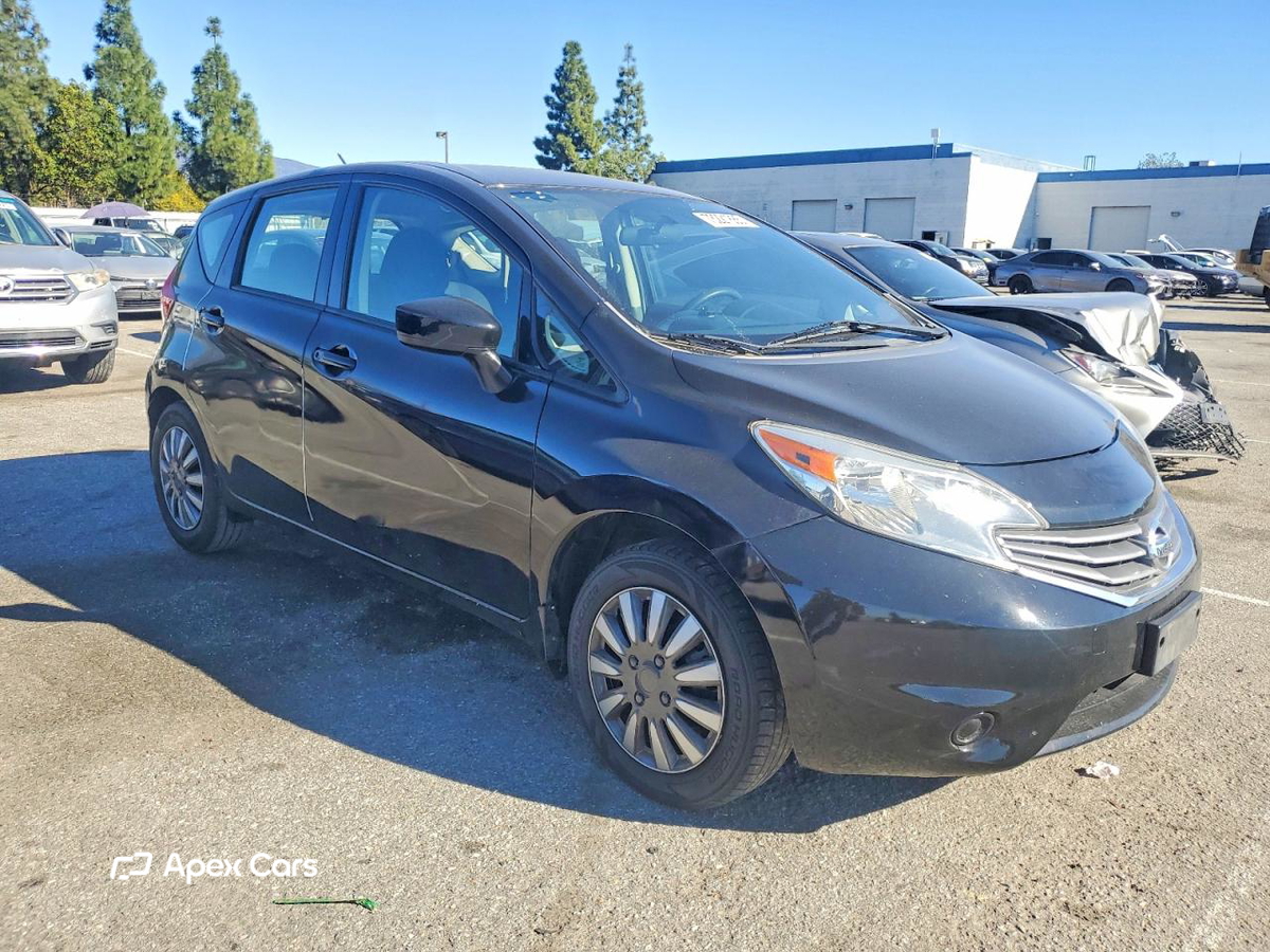 Nissan Versa 2016