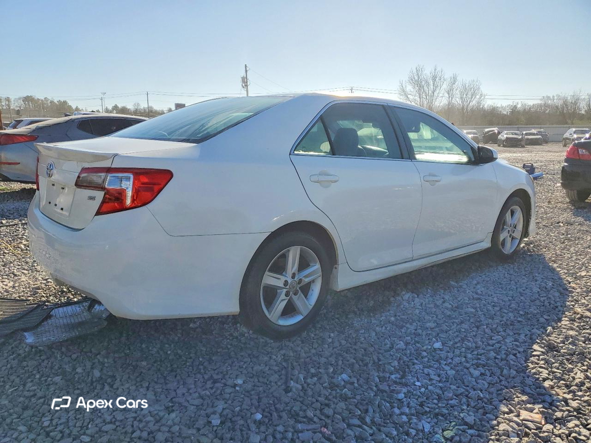 Toyota Camry 2012