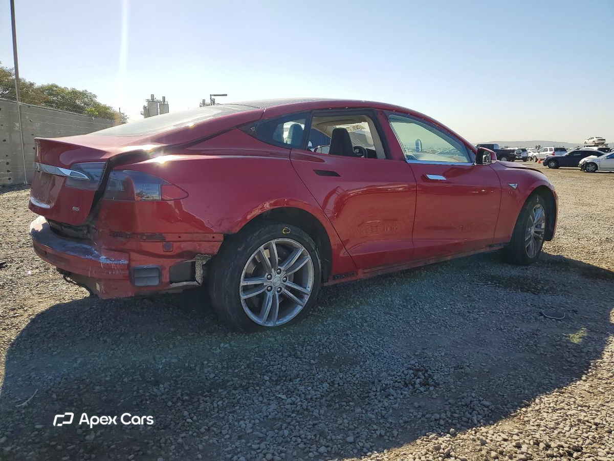 Tesla Model S 2014