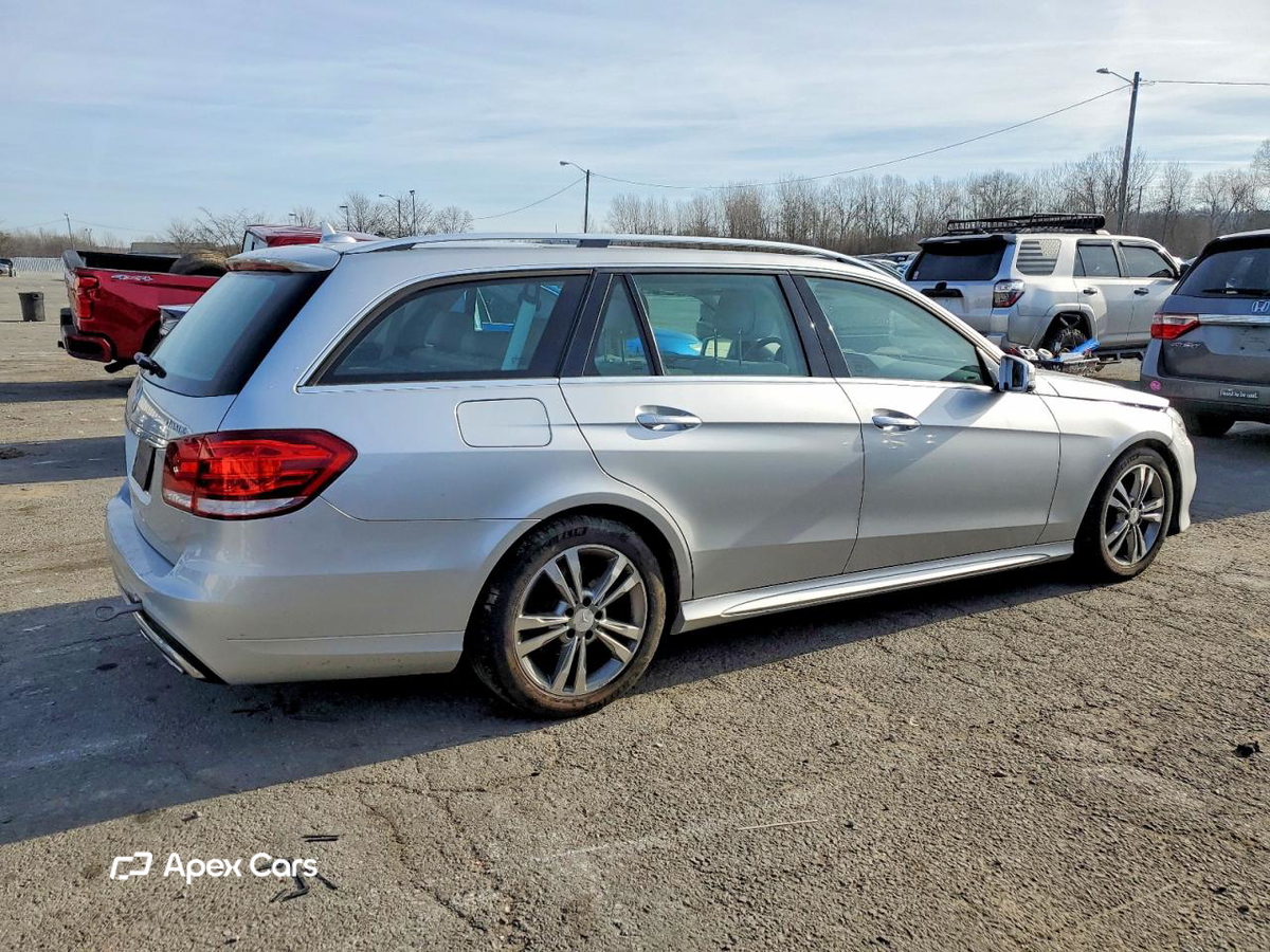 Mercedes-Benz  2014