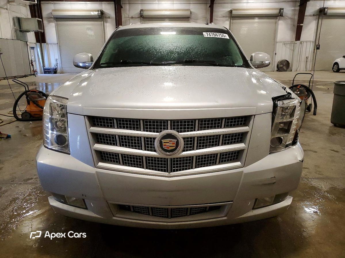 Cadillac Escalade 2014