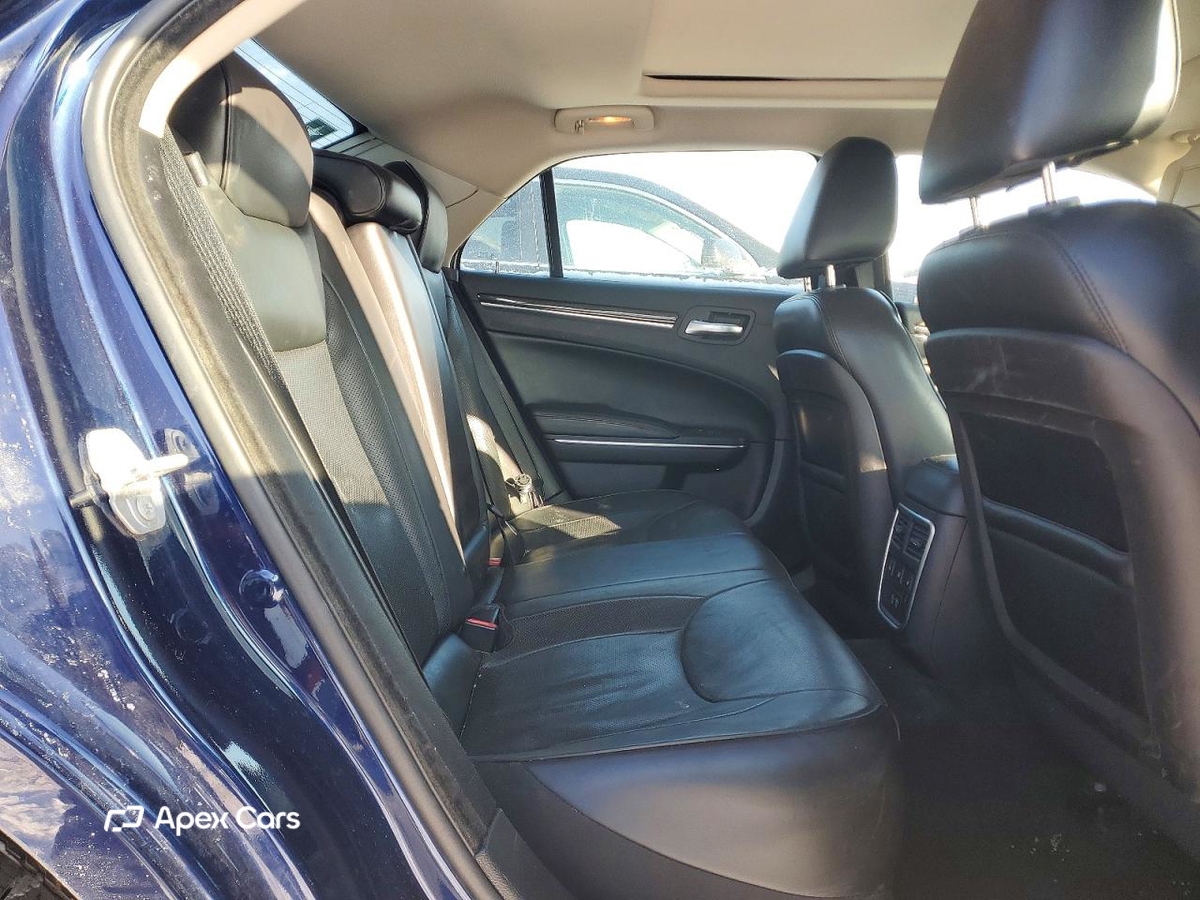 Chrysler 300 2016