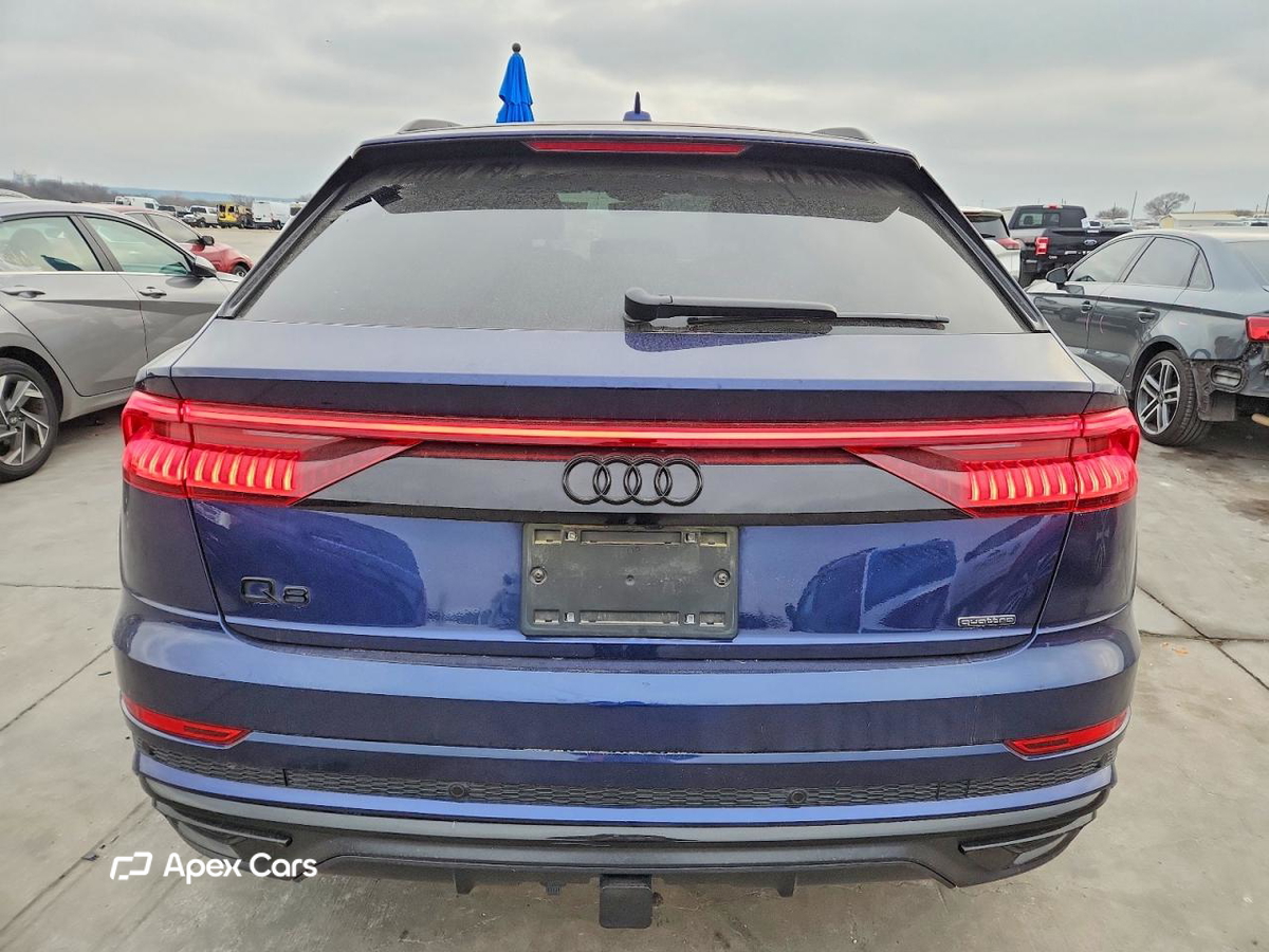 Audi Q8 2021