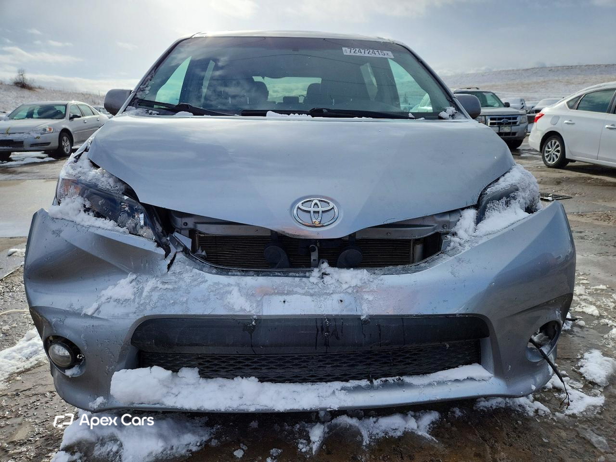 Toyota Sienna 2014