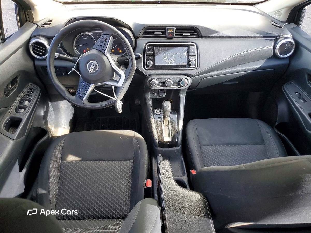 Nissan Versa 2020