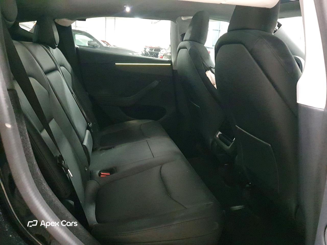 Tesla Model Y 2026