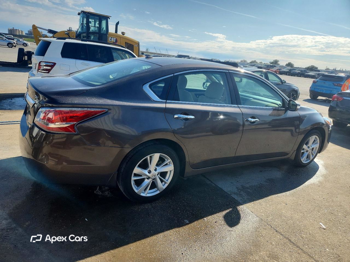 Nissan Altima 2015