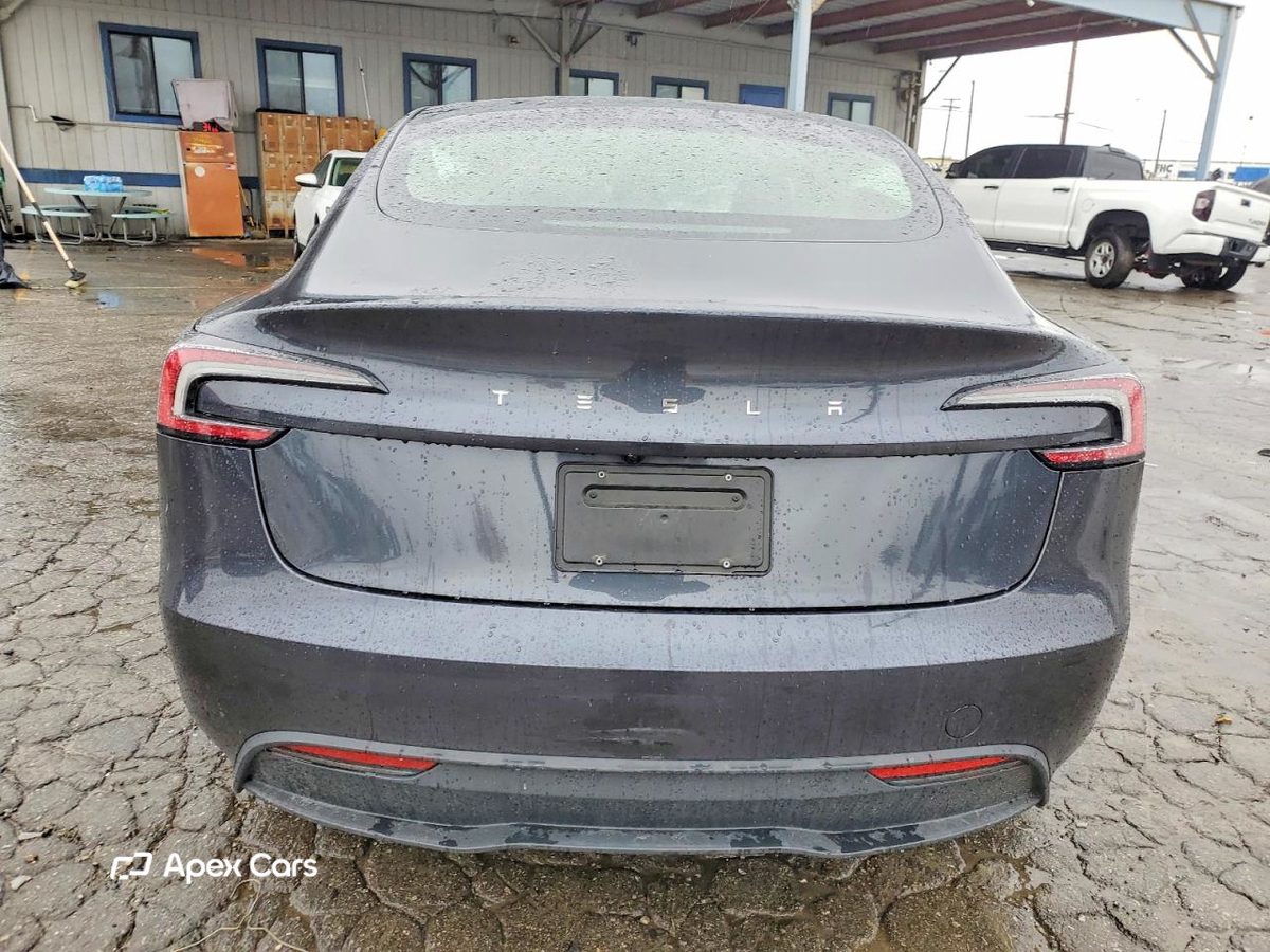 Tesla Model 3 2025