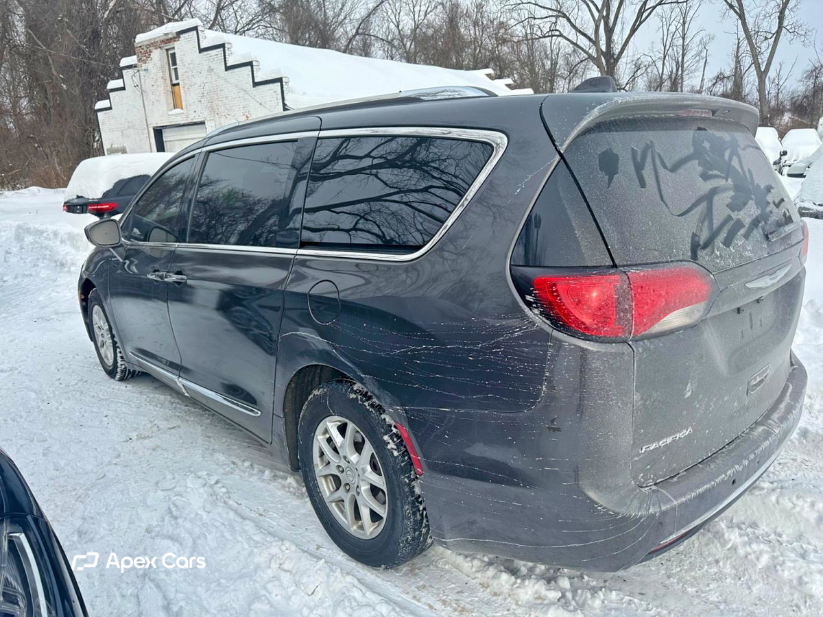 Chrysler Pacifica 2020