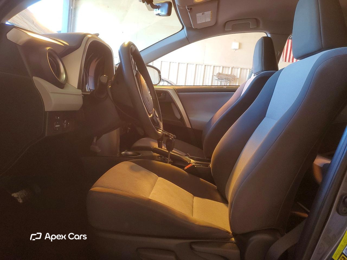 Toyota RAV 4 2015