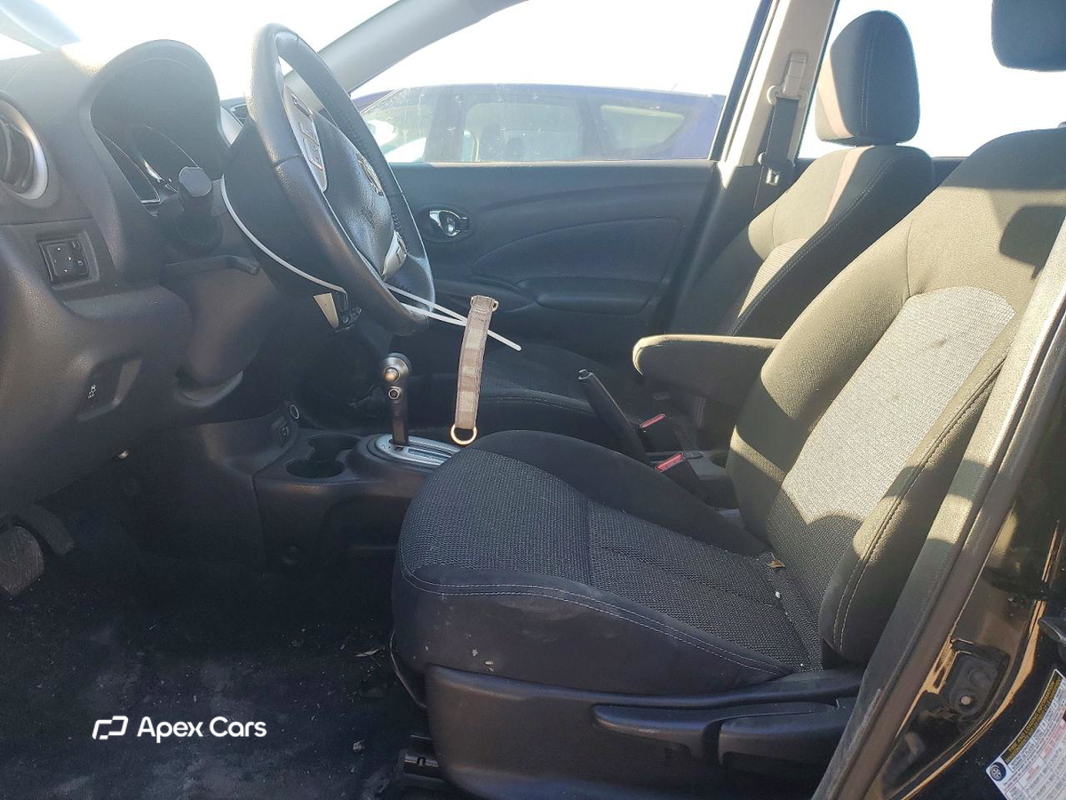 Nissan Versa 2018