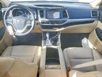 Toyota Highlander 2016