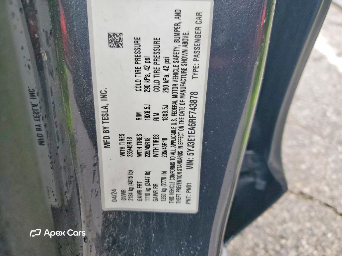 Tesla Model 3 2024