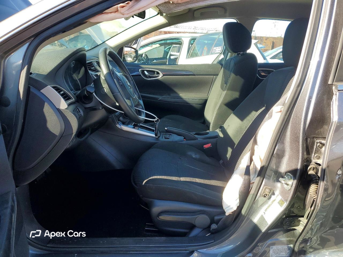 Nissan Sentra 2019