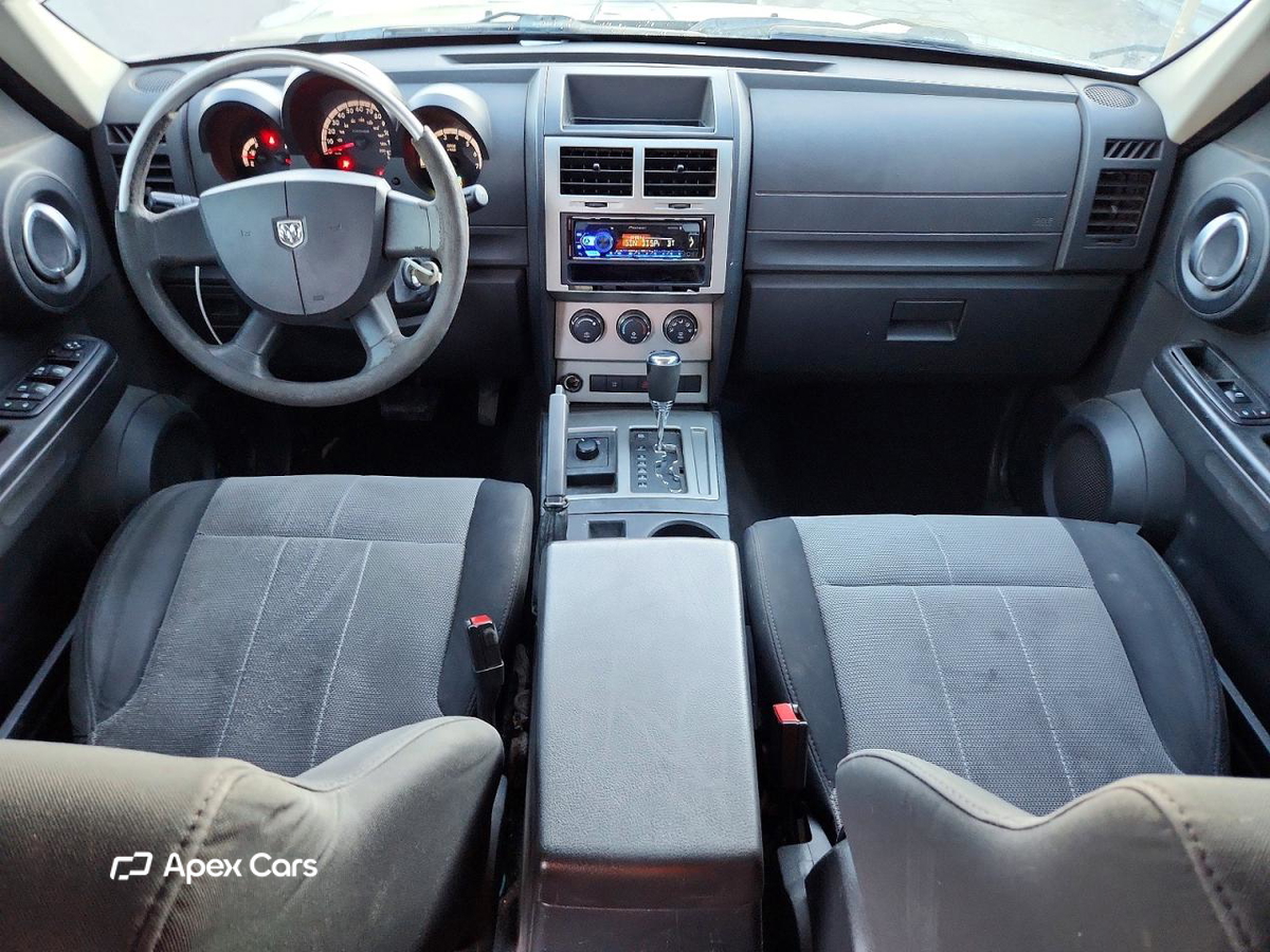 Dodge Nitro 2008
