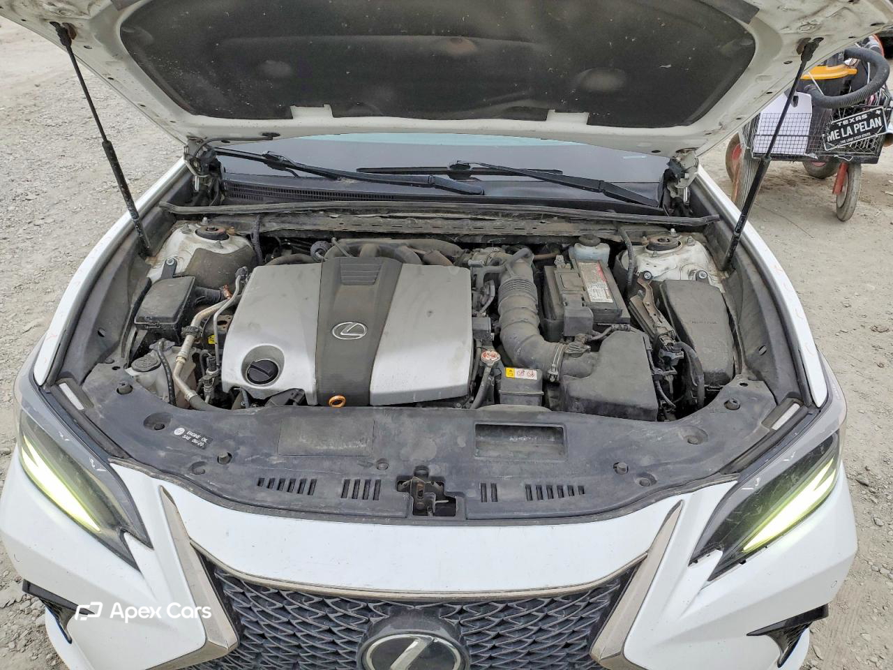 Lexus ES 2022