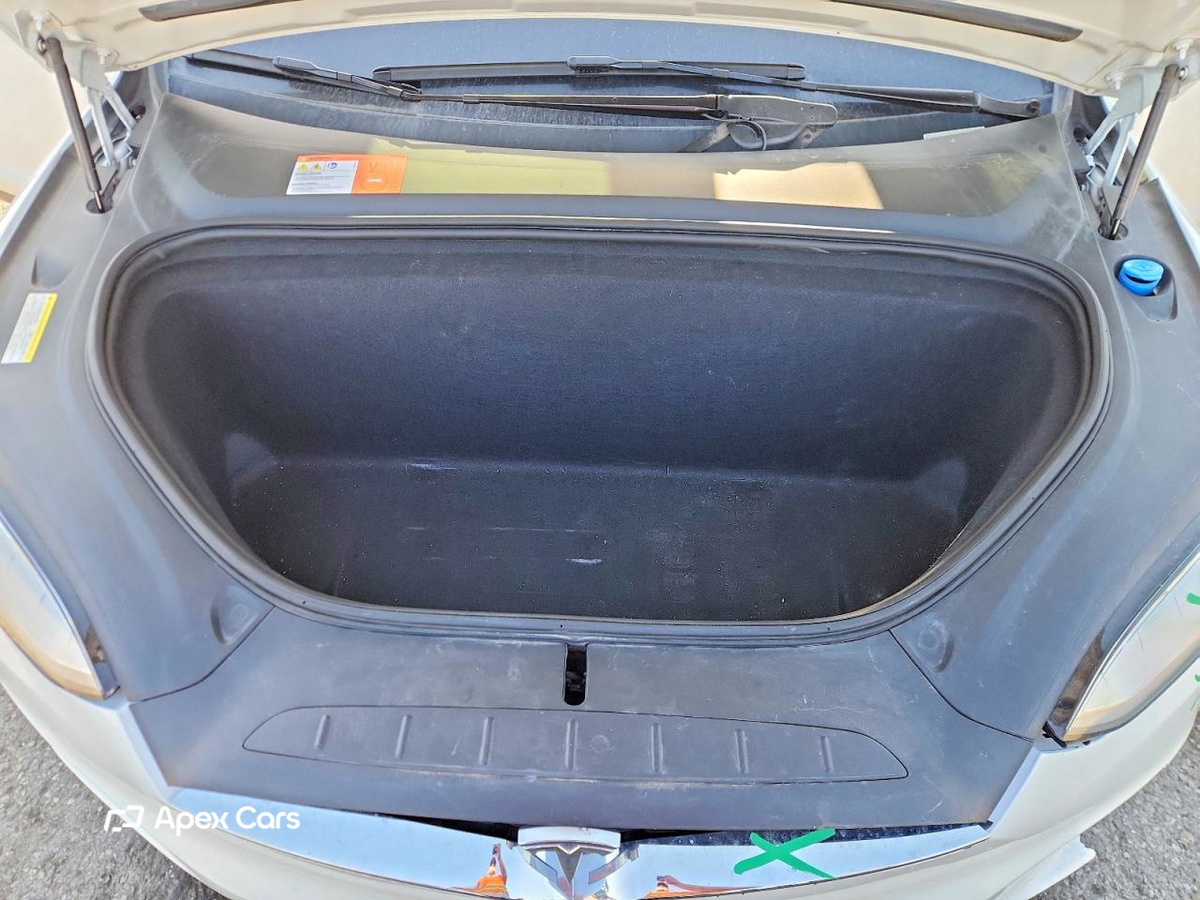 Tesla Model X 2016
