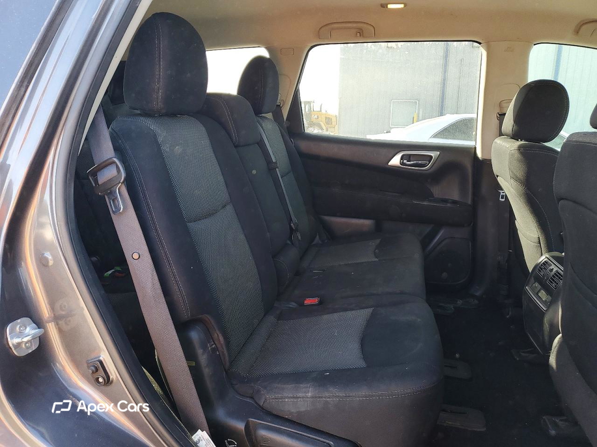 Nissan Pathfinder 2017