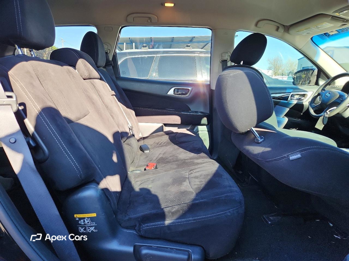 Nissan Pathfinder 2014